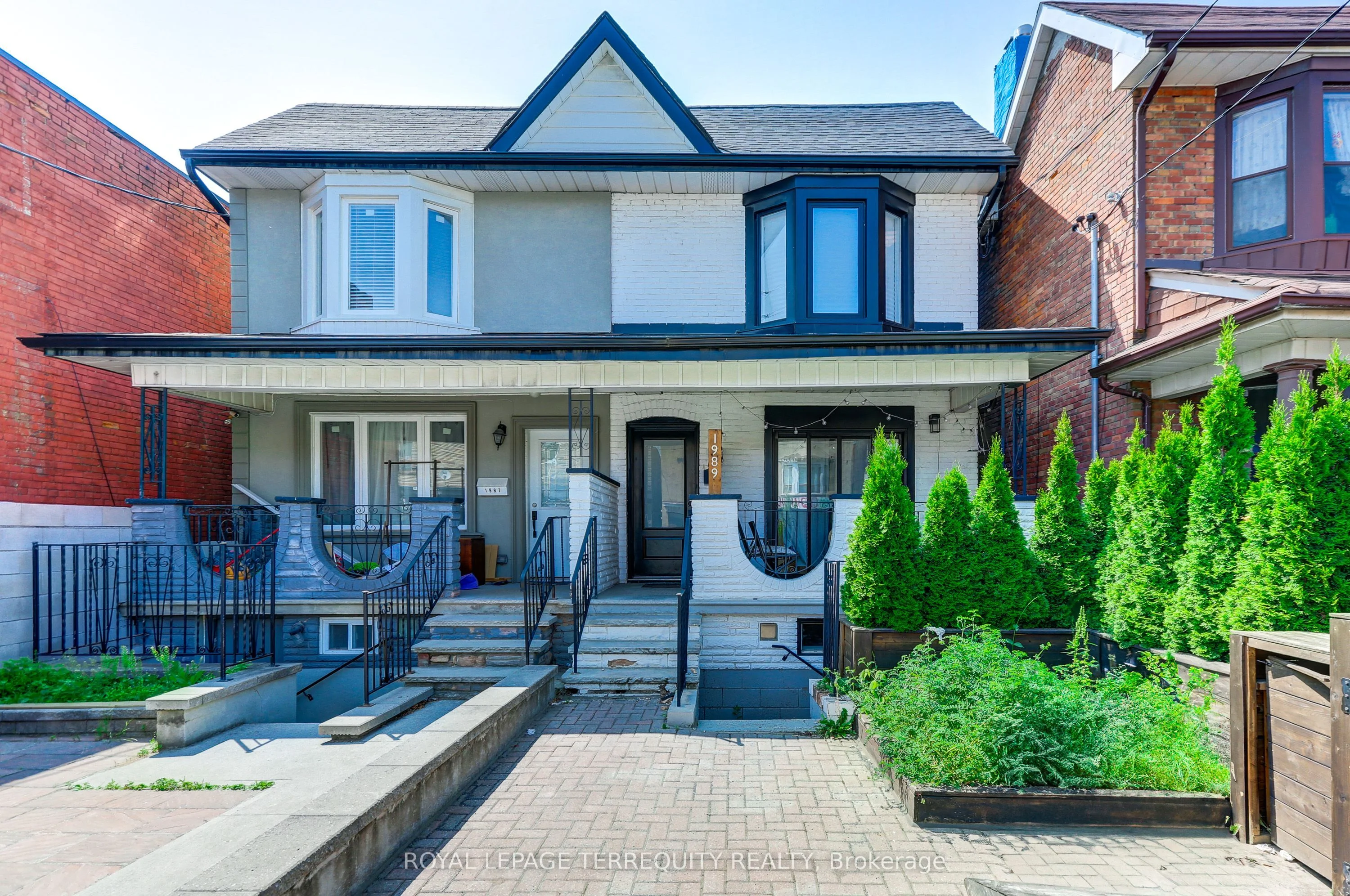 1989 Davenport Road Upper, Toronto W03, ON M6N 1C5