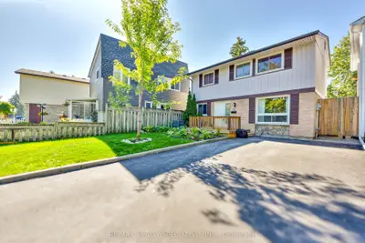 Detached in Brampton