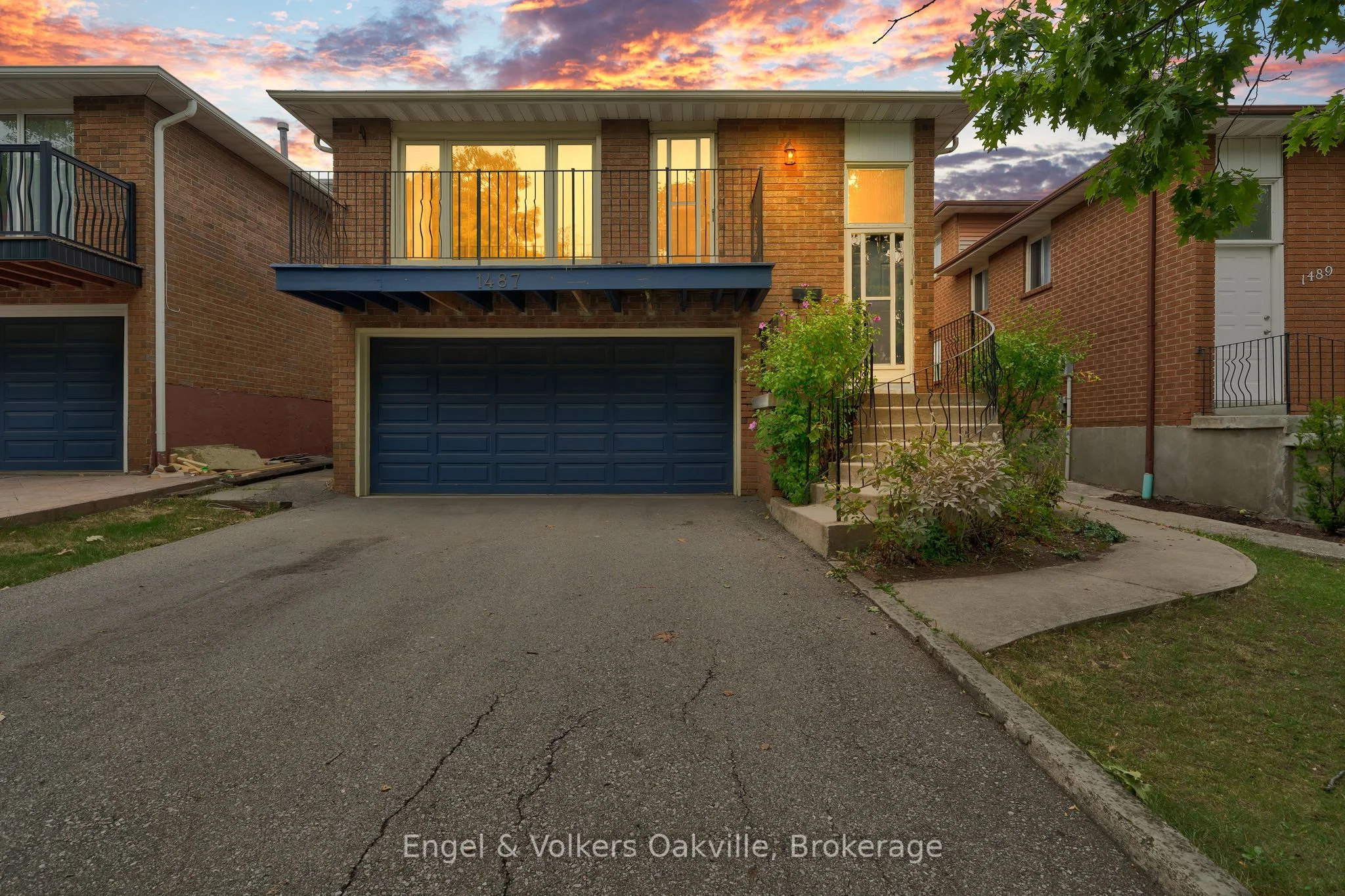 1487 Kenilworth Crescent, Oakville, ON L6H 3G1