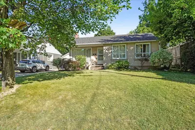Detached in Milton