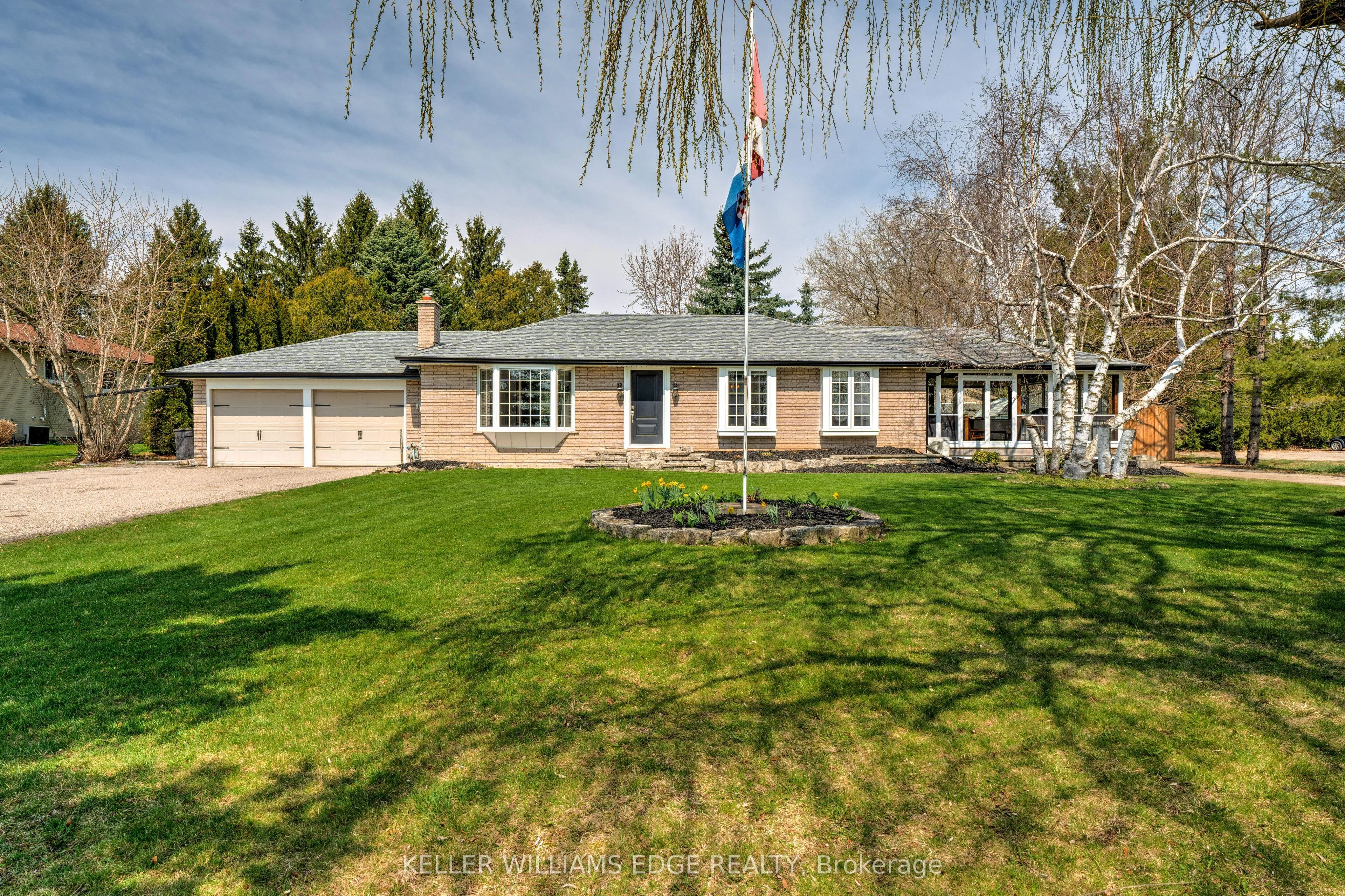 13175 15 Side Road, Halton Hills, ON L7G 4S5