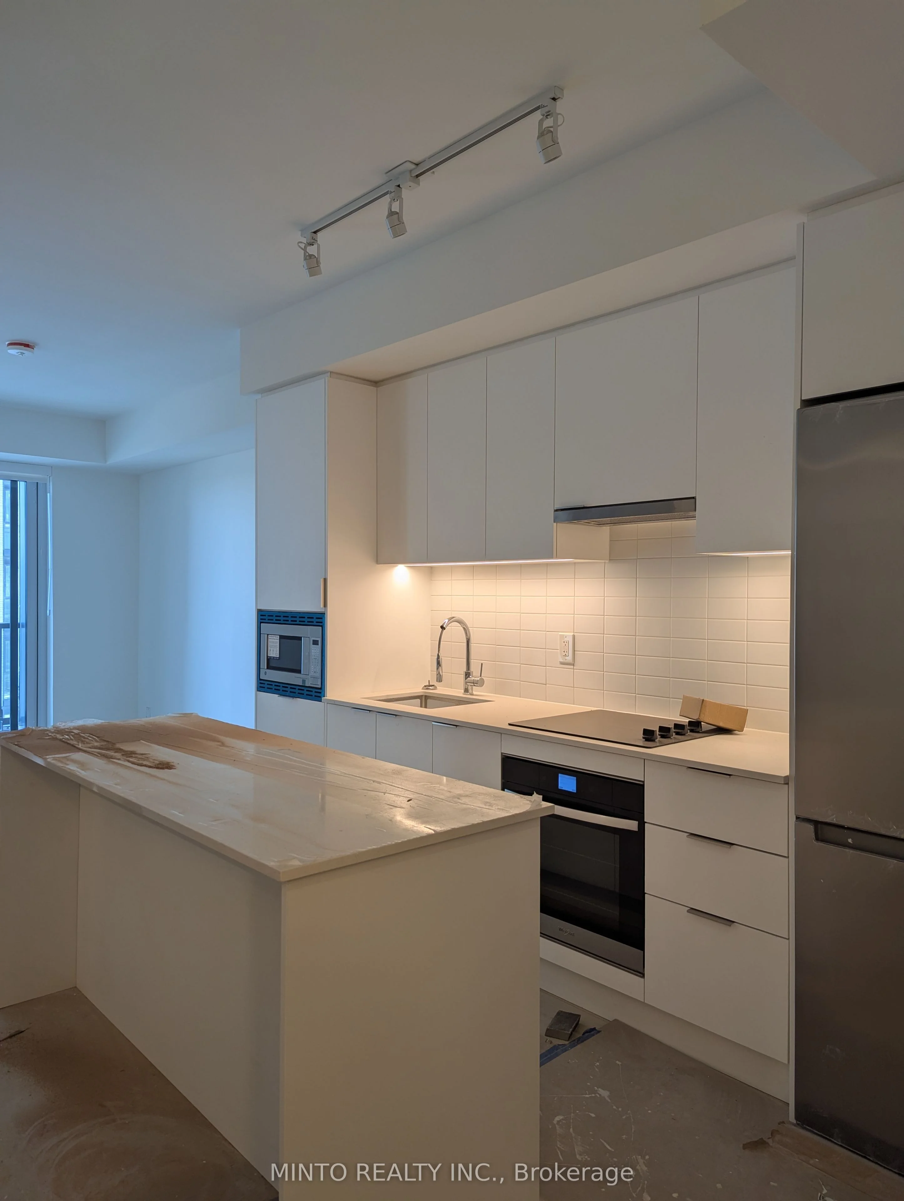 3079 Trafalgar Road 511, Oakville, ON L6H 8C5