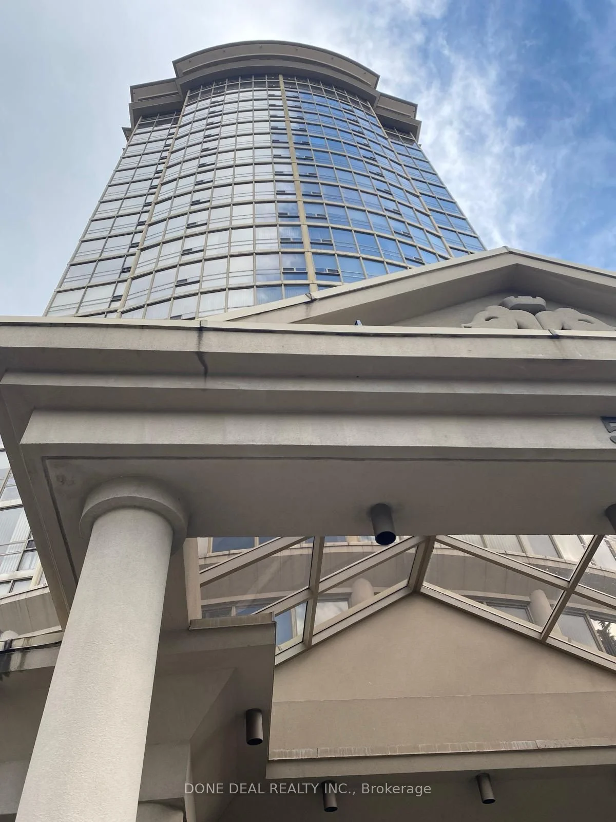 Condo Apartment in Mississauga