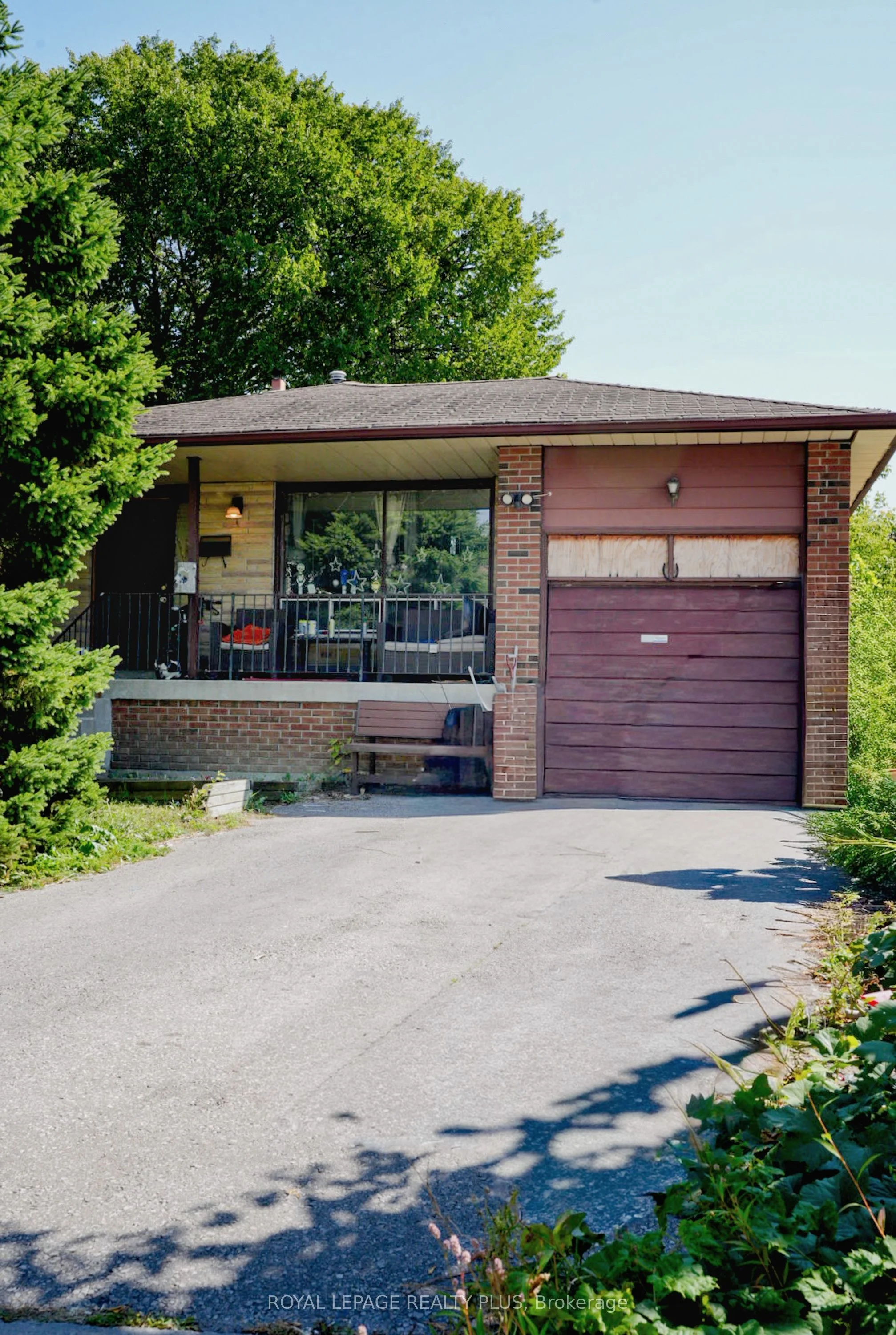 834 Sixth Street, Mississauga, ON L5E 1N4