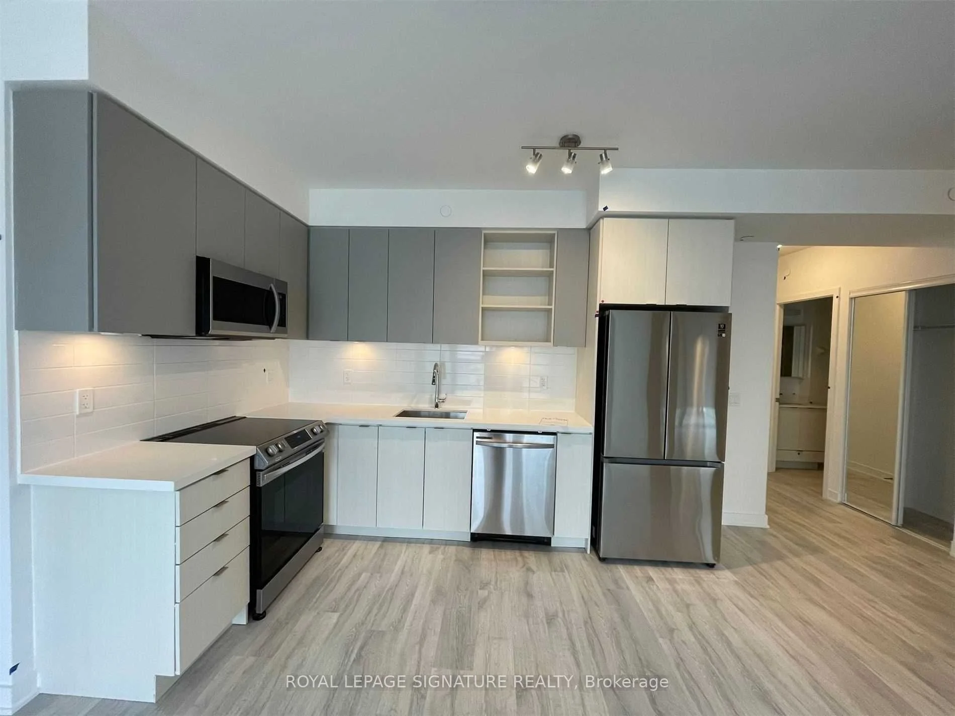 Condo Apartment in Mississauga