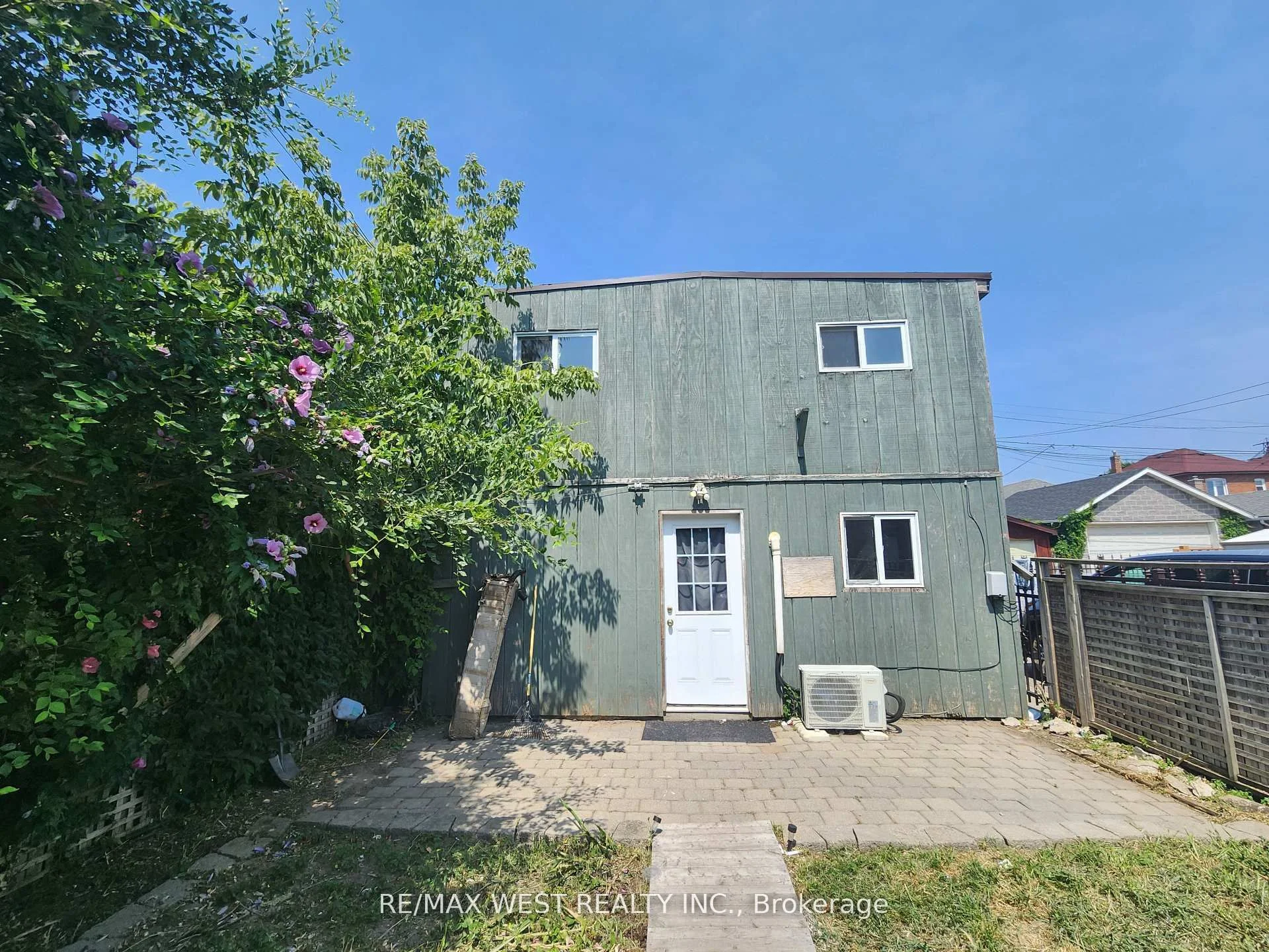 52 Pritchard Avenue Rear, Toronto W03, ON M6N 1T3