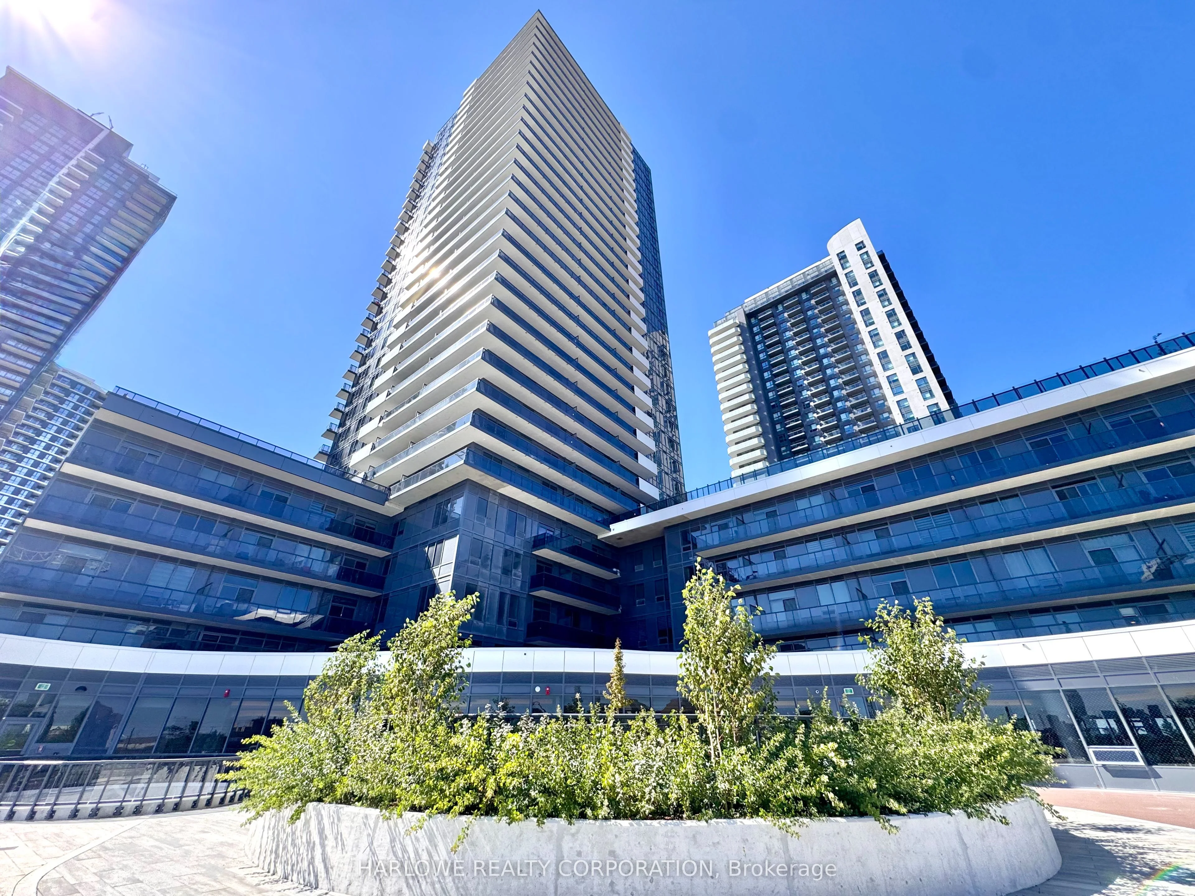 5105 Hurontario Street 212, Mississauga, ON L4Z 0C9