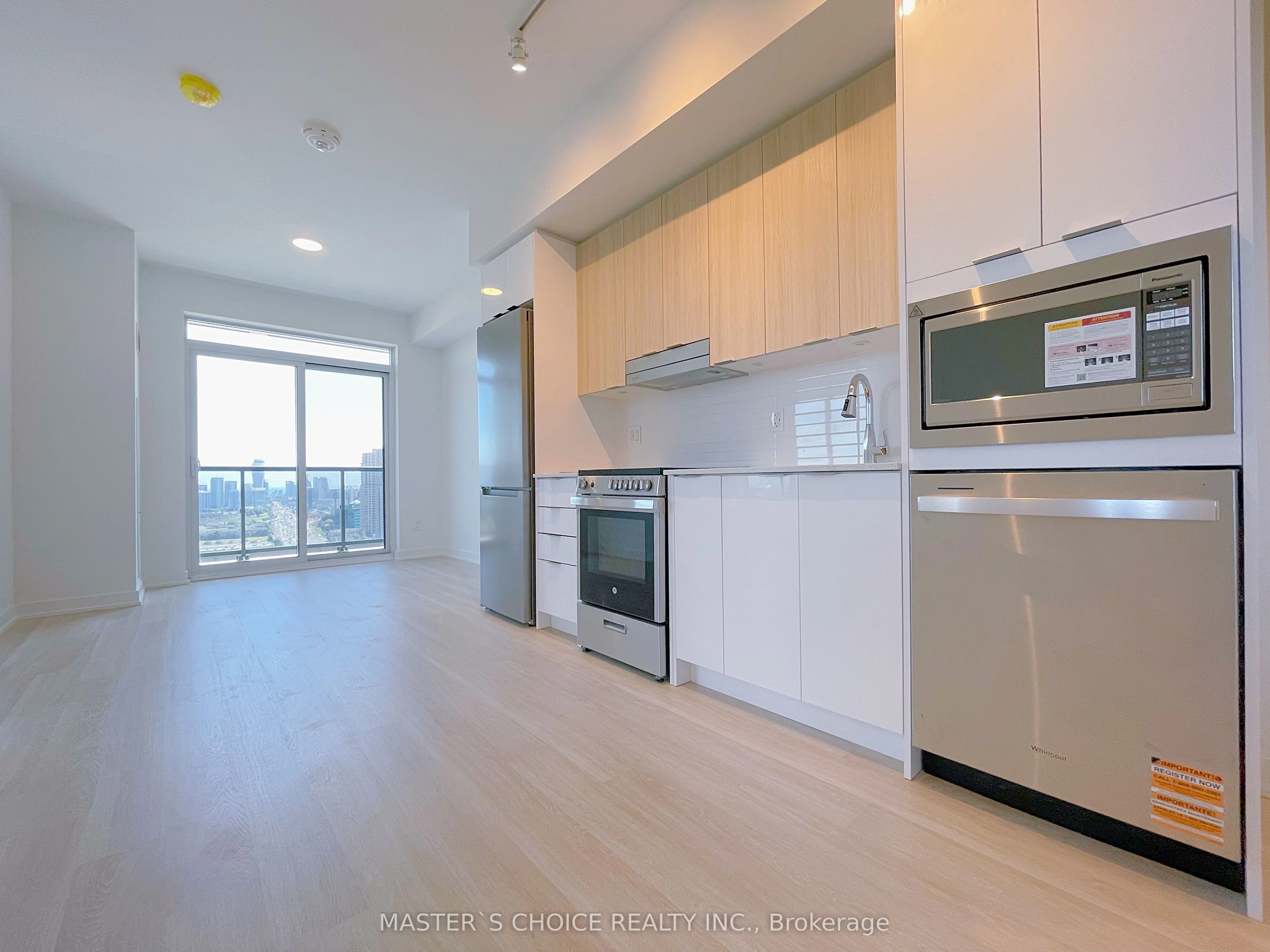 5105 Hurontario Street 2002, Mississauga, ON L4Z 3X7