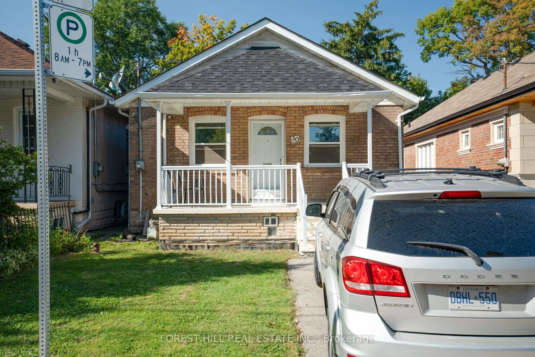 30 Hertford Avenue, Toronto W03, ON M6M 1S1