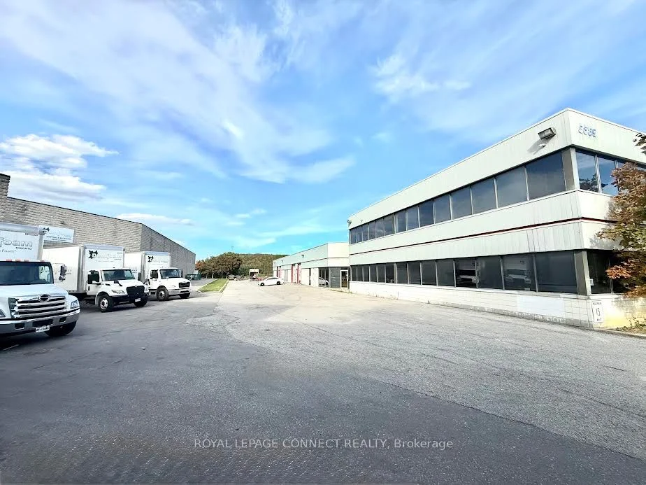 5889 Coopers Avenue, Mississauga, ON L4Z 1R9