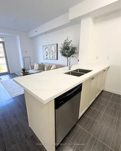 Condo Apartment in Burlington