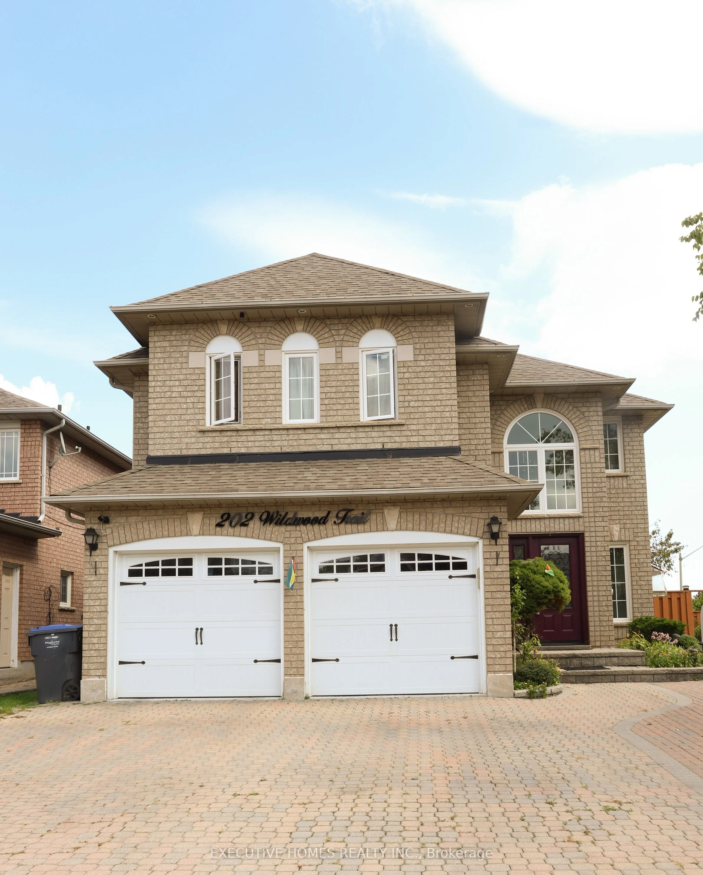 202 Wildwood Trail, Mississauga, ON L4Z 3S5