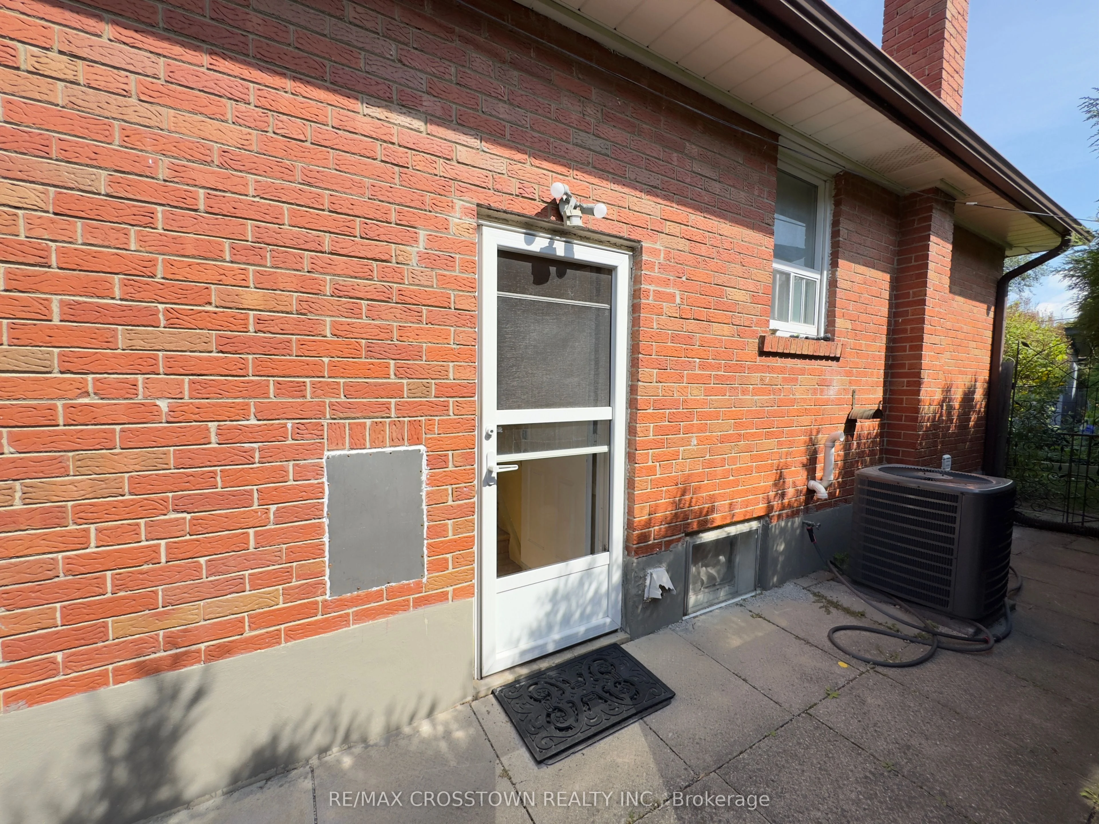 4 Fondy Court, Toronto W10, ON M9W 4R5