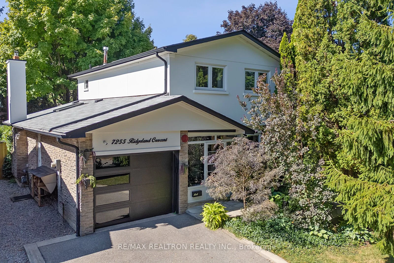7255 Ridgeland Crescent, Mississauga, ON L5N 1Z1