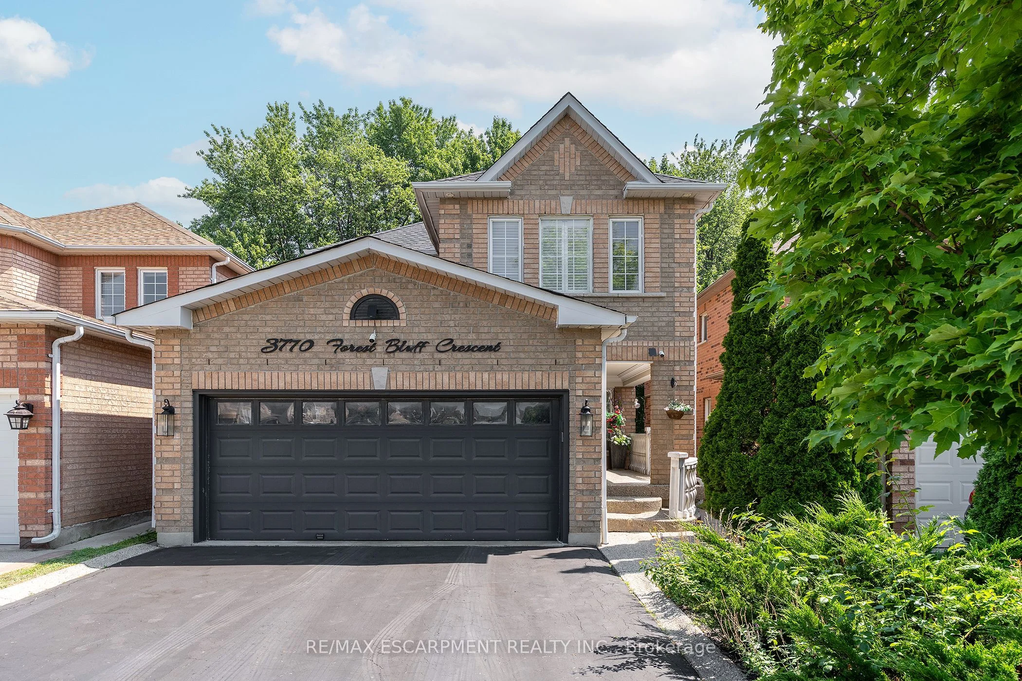 3770 Forest Bluff Crescent, Mississauga, ON L5N 7T8