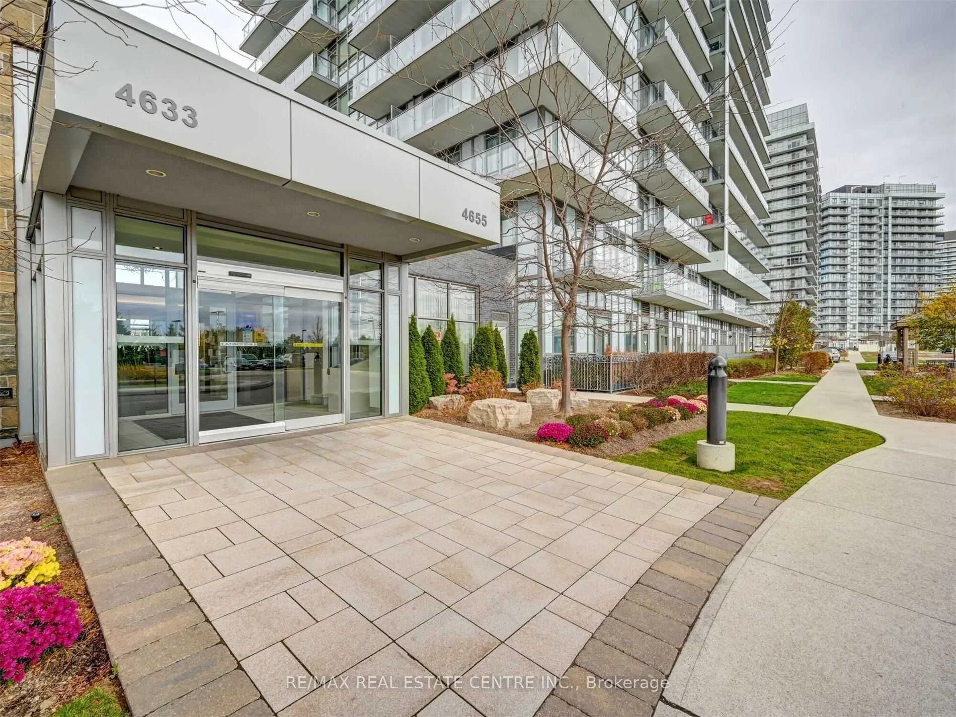 4655 Glen Erin Drive 1009, Mississauga, On L5m 0z1