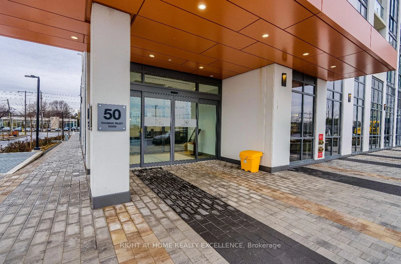 50 Thomas Riley Road 1904, Toronto W08, ON M9B 0C5