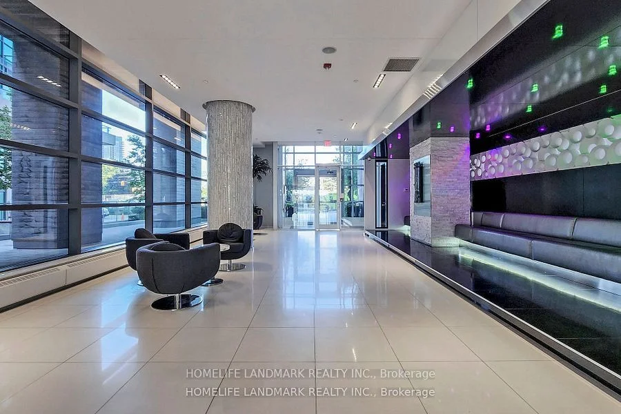 56 Annie Craig Drive 1702, Toronto W06, On M8v 0c5