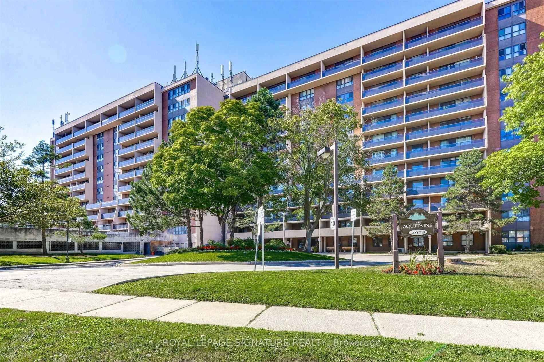 2929 AQUITAINE Avenue 902, Mississauga, ON L5N 2C7