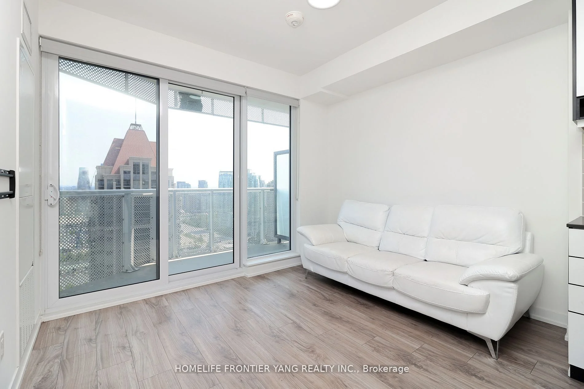 4065 Confederation Parkway E 2805, Mississauga, ON L5B 0L4