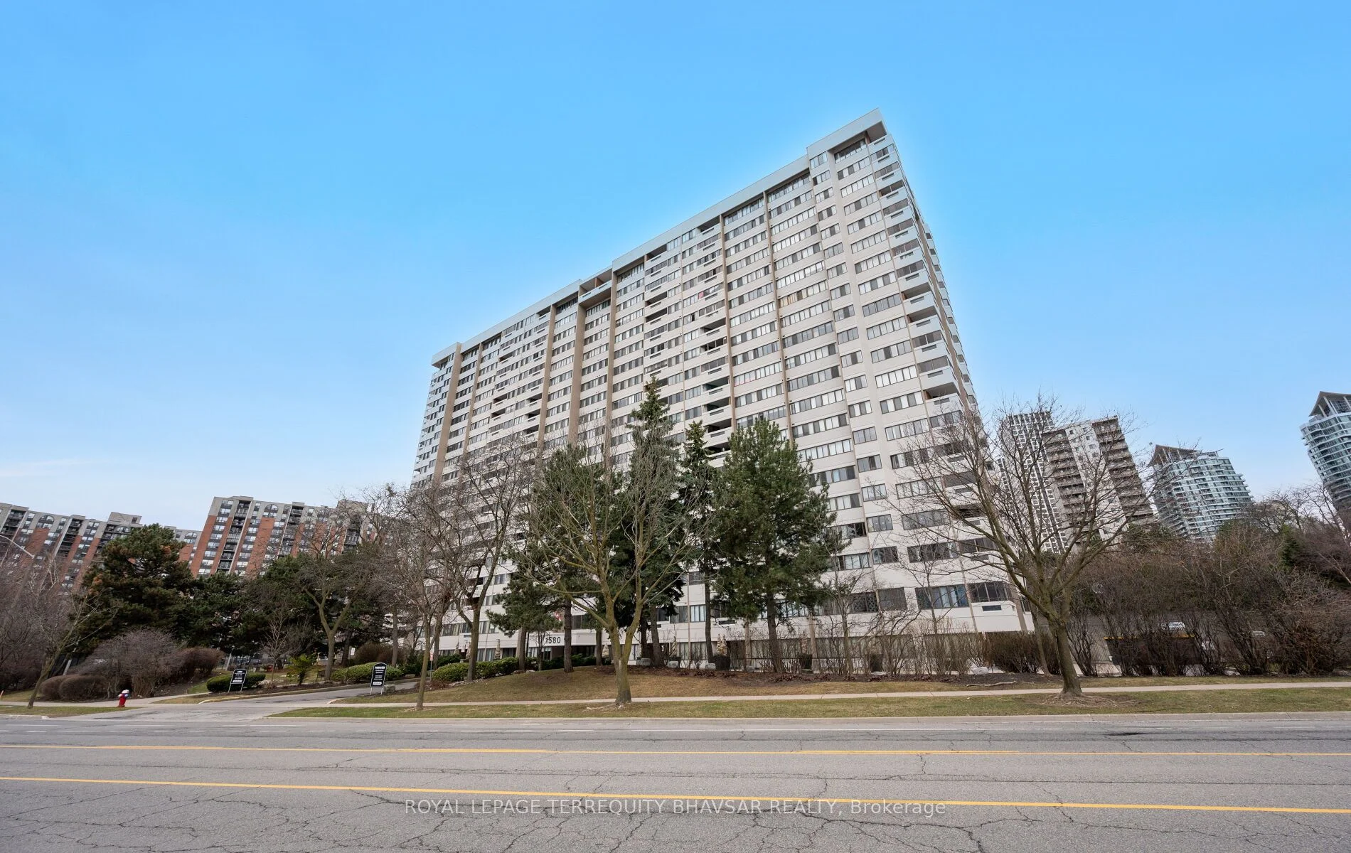 1580 Mississauga Valley Boulevard 1611, Mississauga, ON L5A 3T8