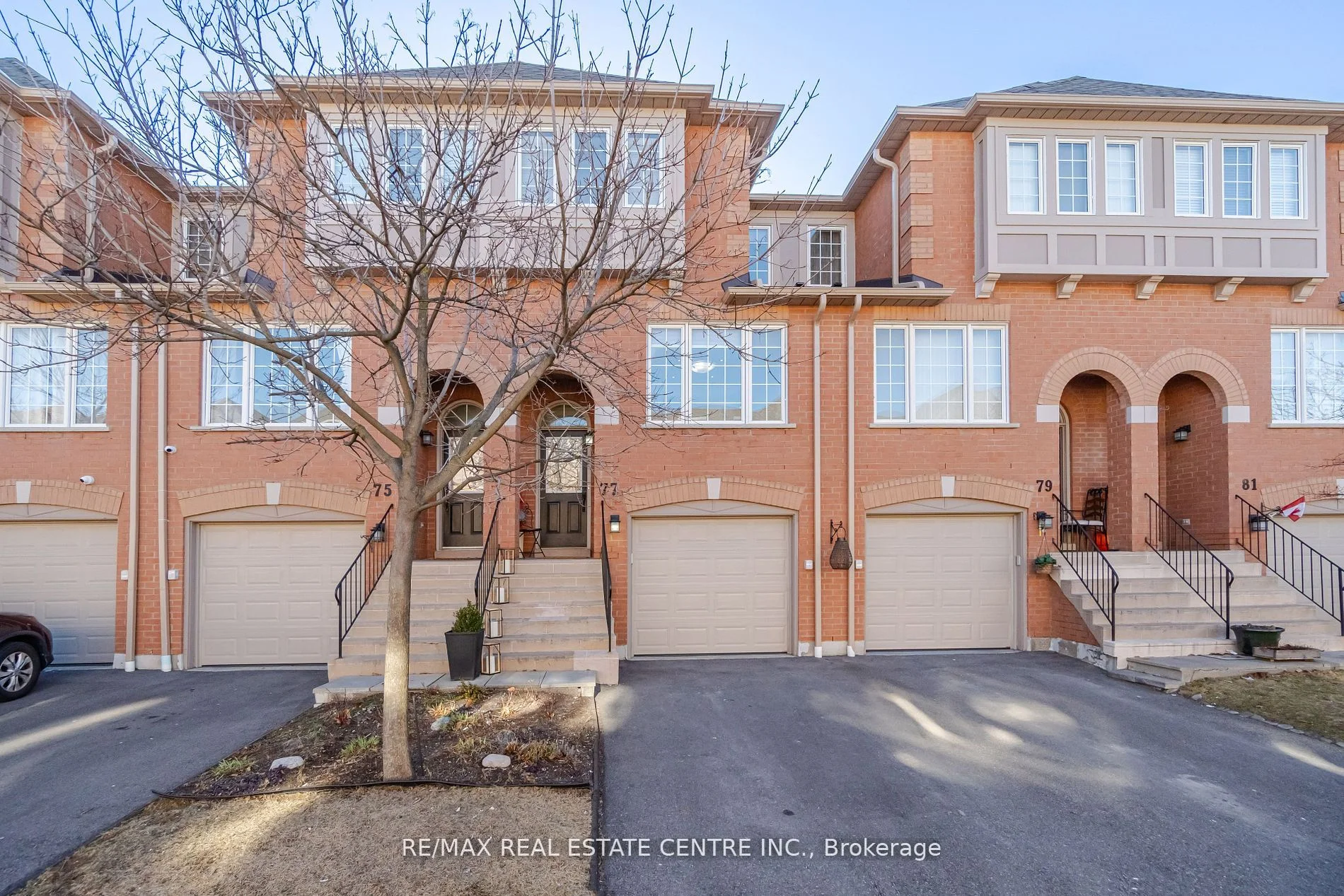 5030 Heatherleigh Avenue 77, Mississauga, ON L5V 2G7