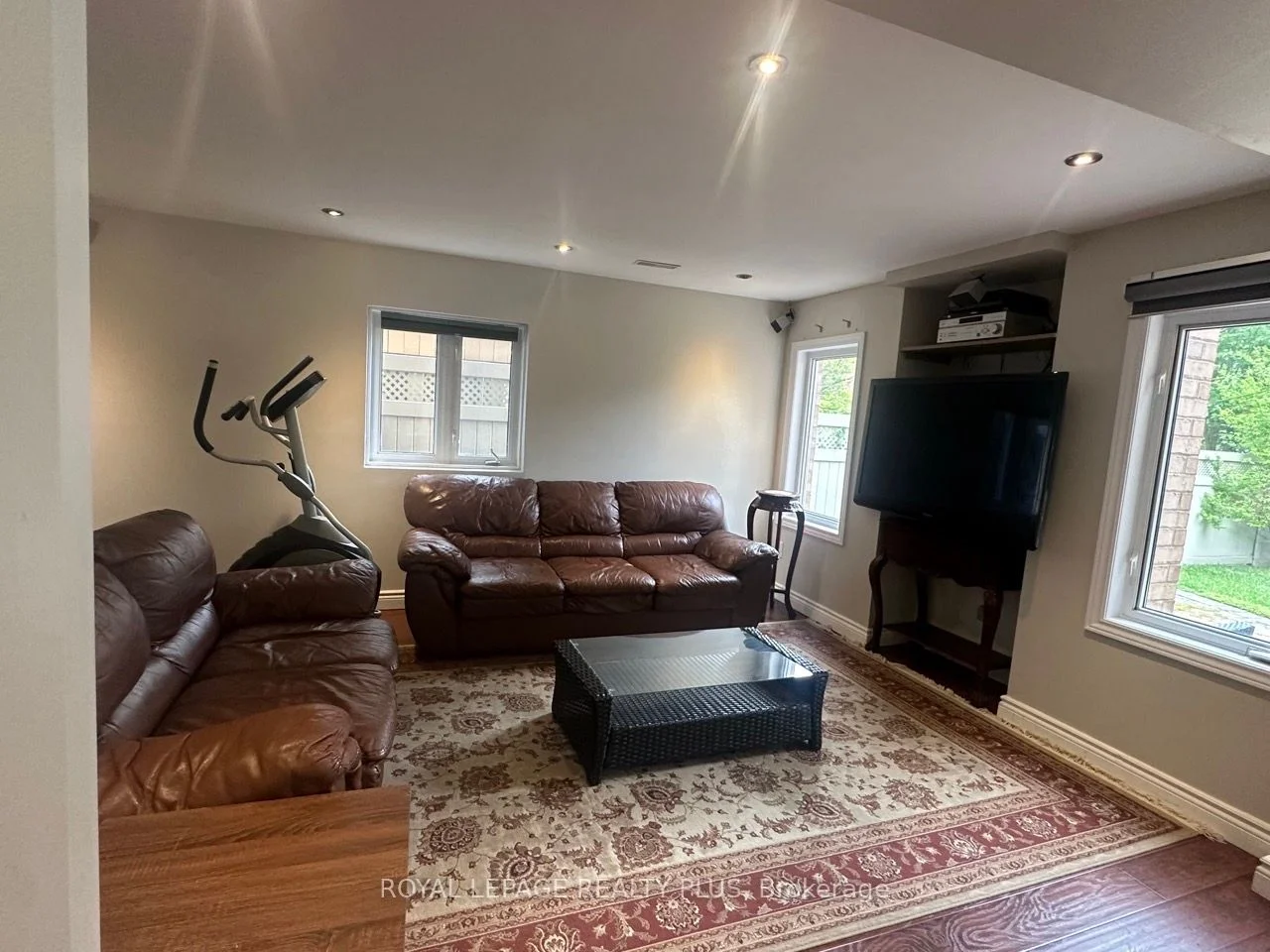 2416 Hilda Drive Bsmt, Oakville, ON L6H 7N3