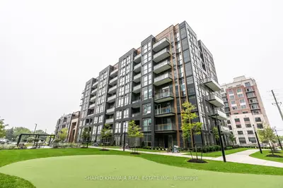 Condo Apartment in Oakville
