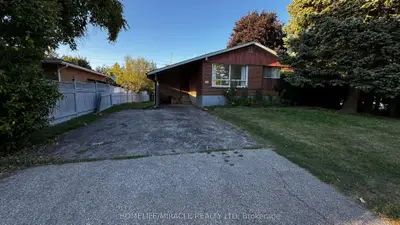 Detached in Milton