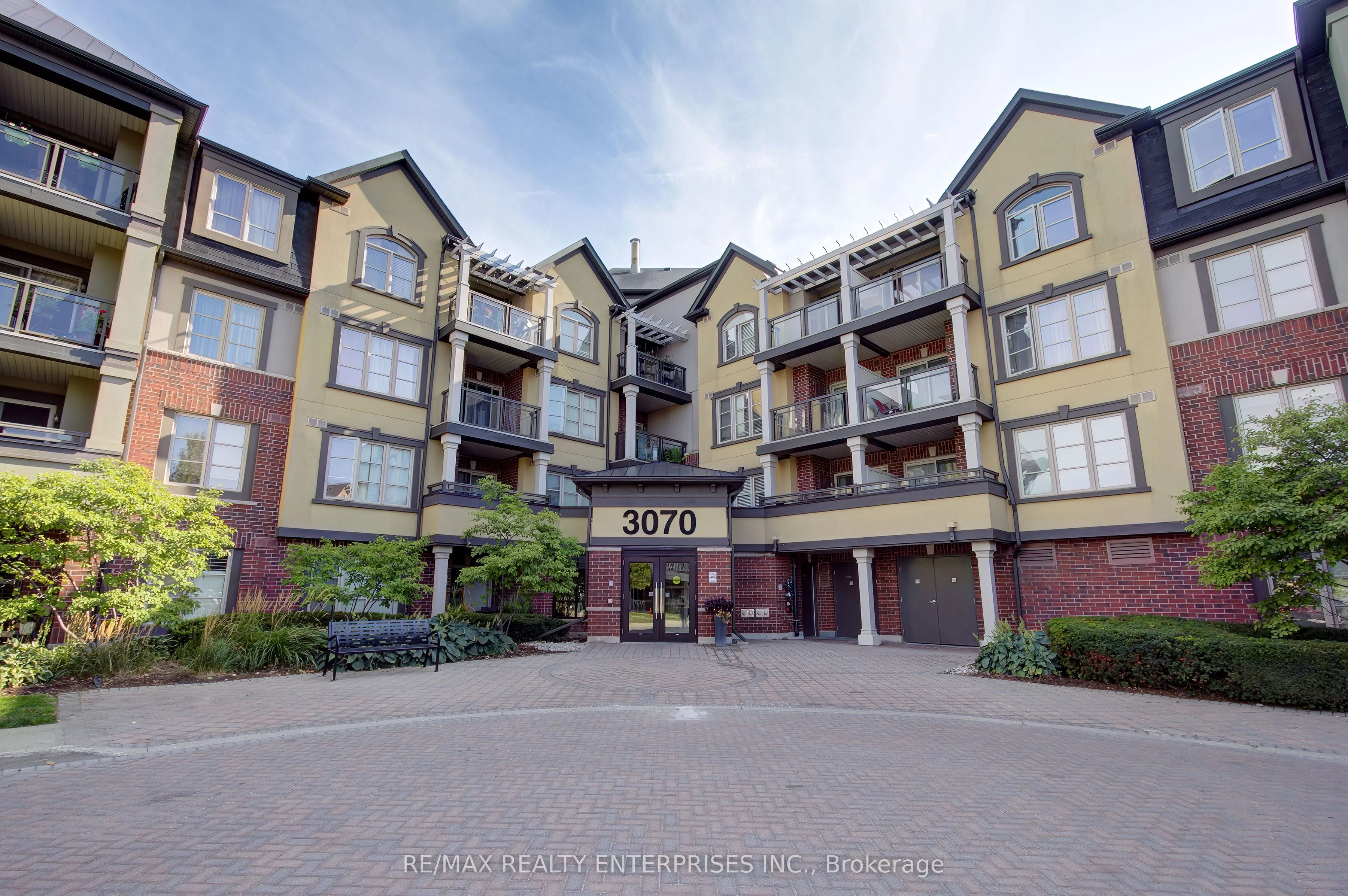 3070 Rotary Way 412, Burlington, ON L7M 0H1