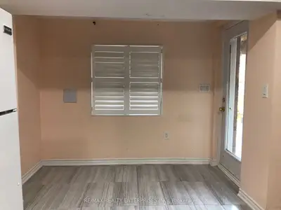 Semi-Detached in Brampton