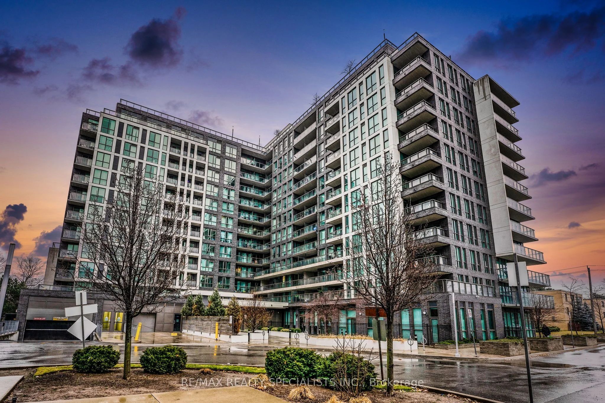 80 Esther Lorrie Drive 1015, Toronto W10, ON M9W 0C6