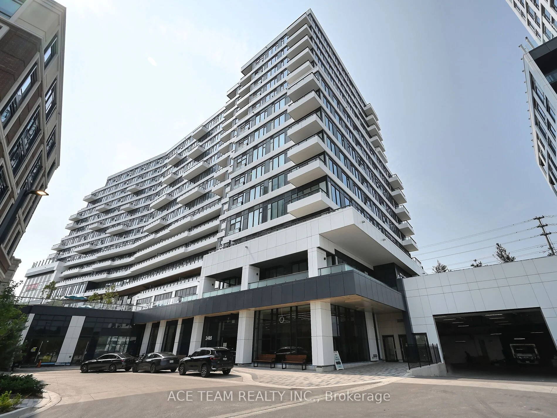 2485 Eglinton Avenue W 1404, Mississauga, ON L5M 2V8