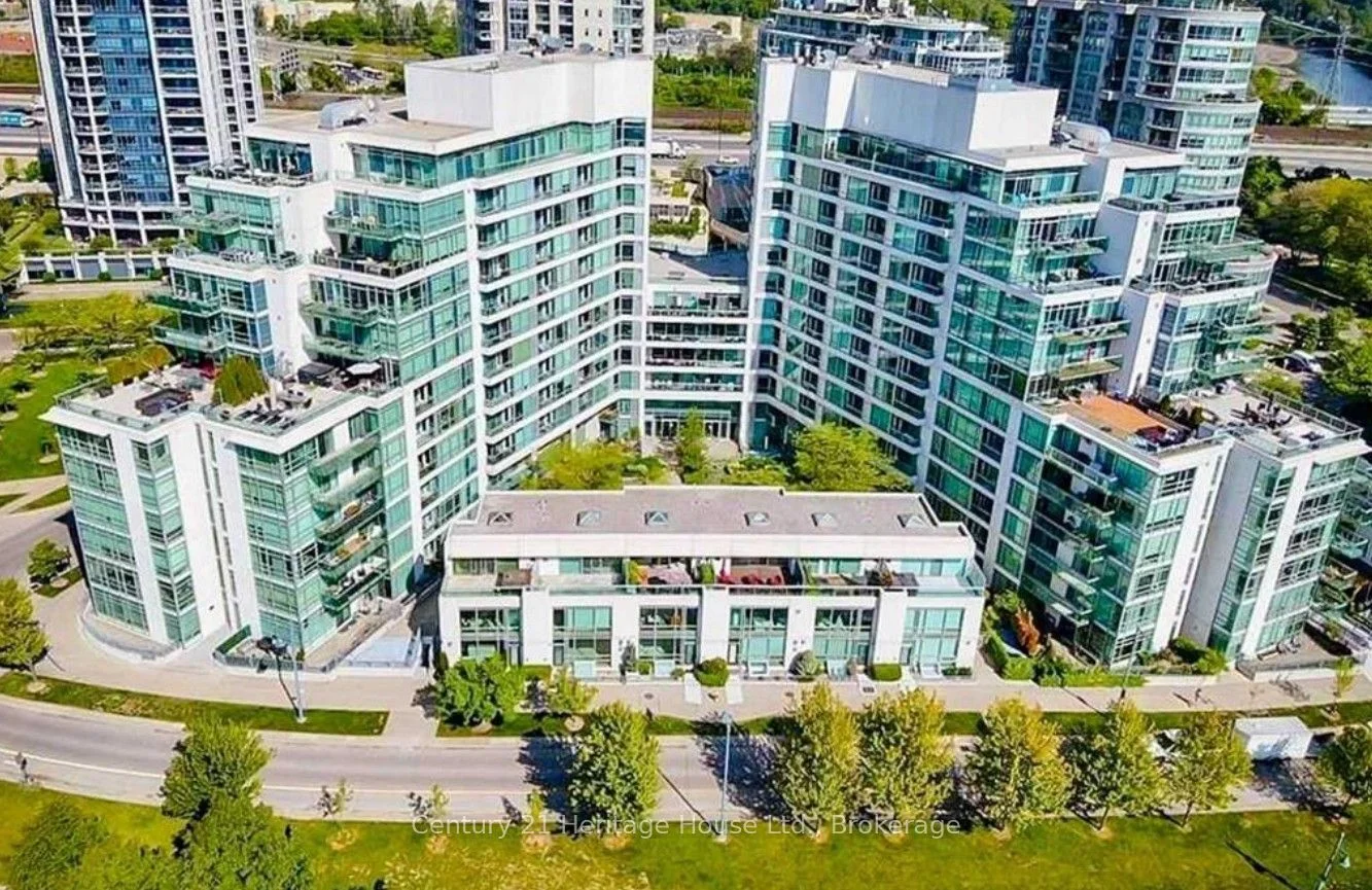 5 Marine Parade Drive 312, Toronto W06, ON M8V 4B4