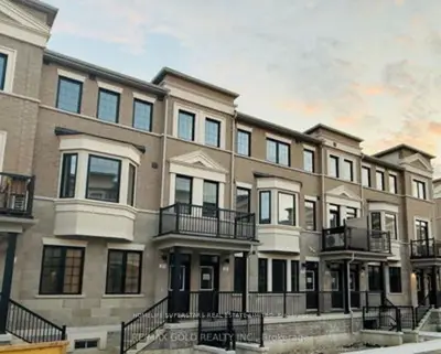 Condo Townhouse in Brampton
