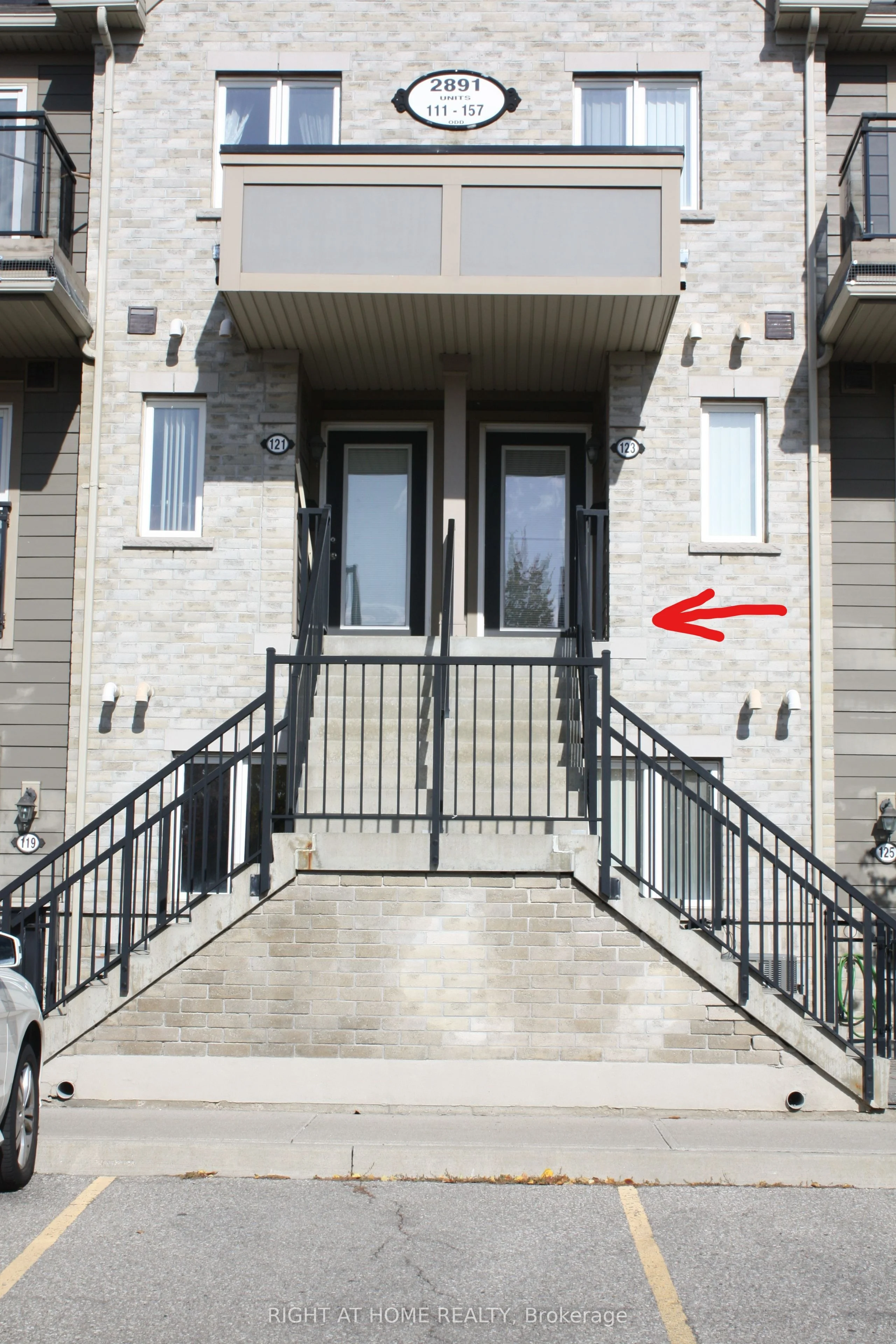 2891 Rio Court 123, Mississauga, ON L5M 0S3