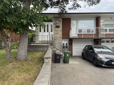 Semi-Detached in Toronto