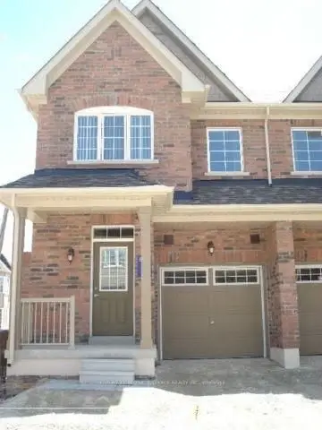 Att/Row/Townhouse in Brampton