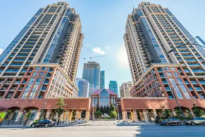 Condo Apartment in Mississauga