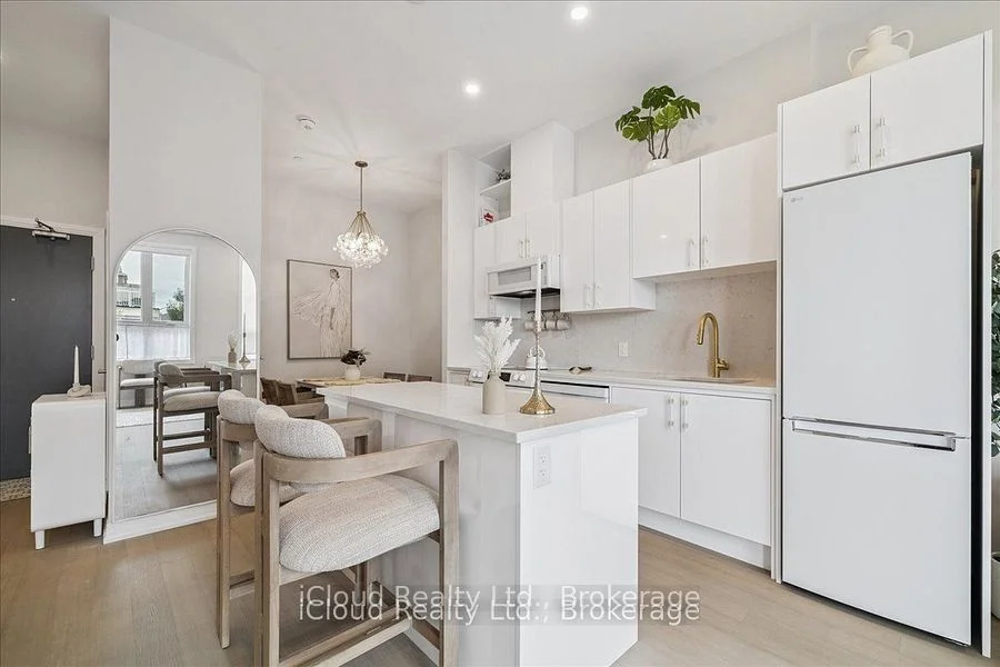 3285 Carding Mill Trail 101, Oakville, On L6m 5p8