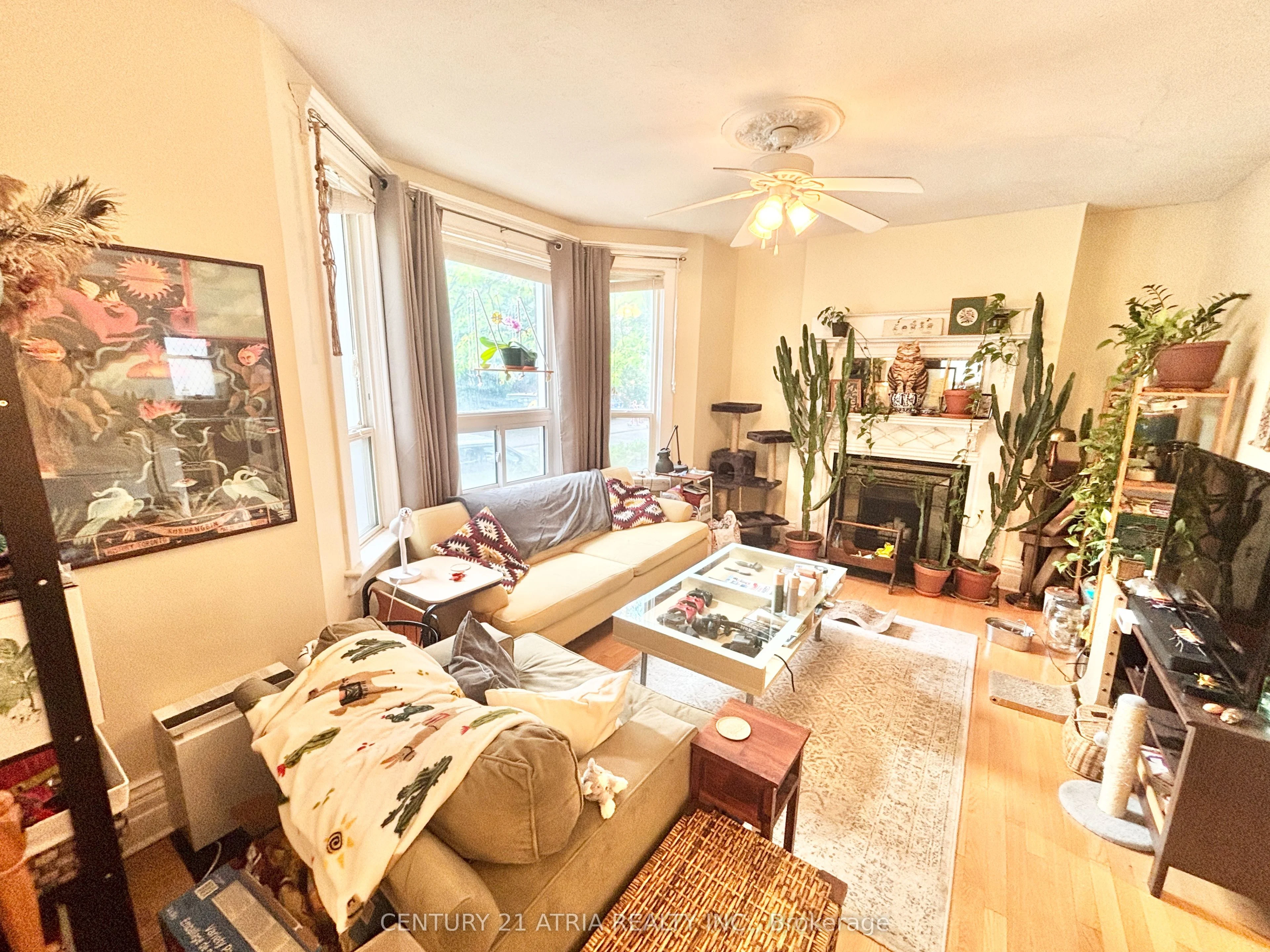 442 Runnymede Road, Toronto W02, ON M6S 2Z1