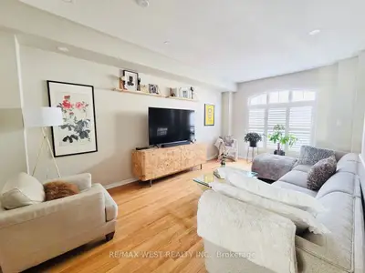 Condo Townhouse in Mississauga