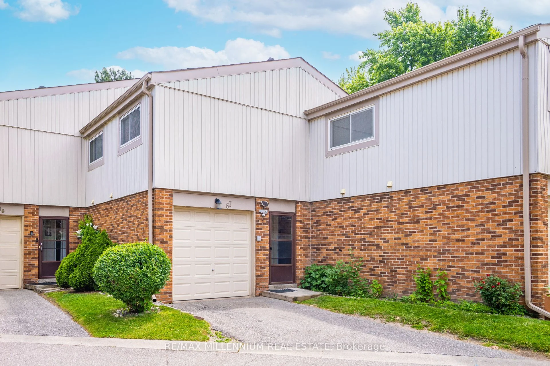 3339 Council Ring Road 67, Mississauga, On L5l 2a9
