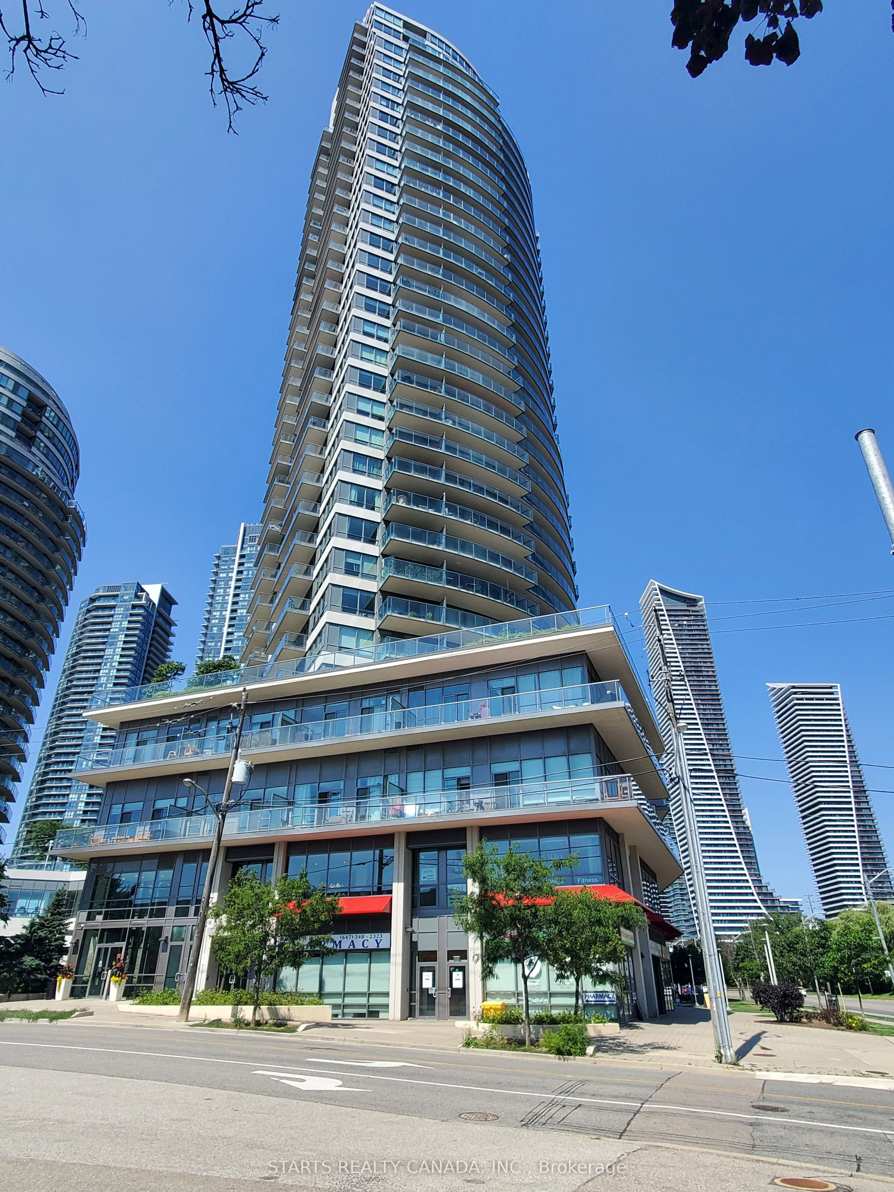 2240 Lakeshore Boulevard W 1505, Toronto W06, ON M8V 0B1