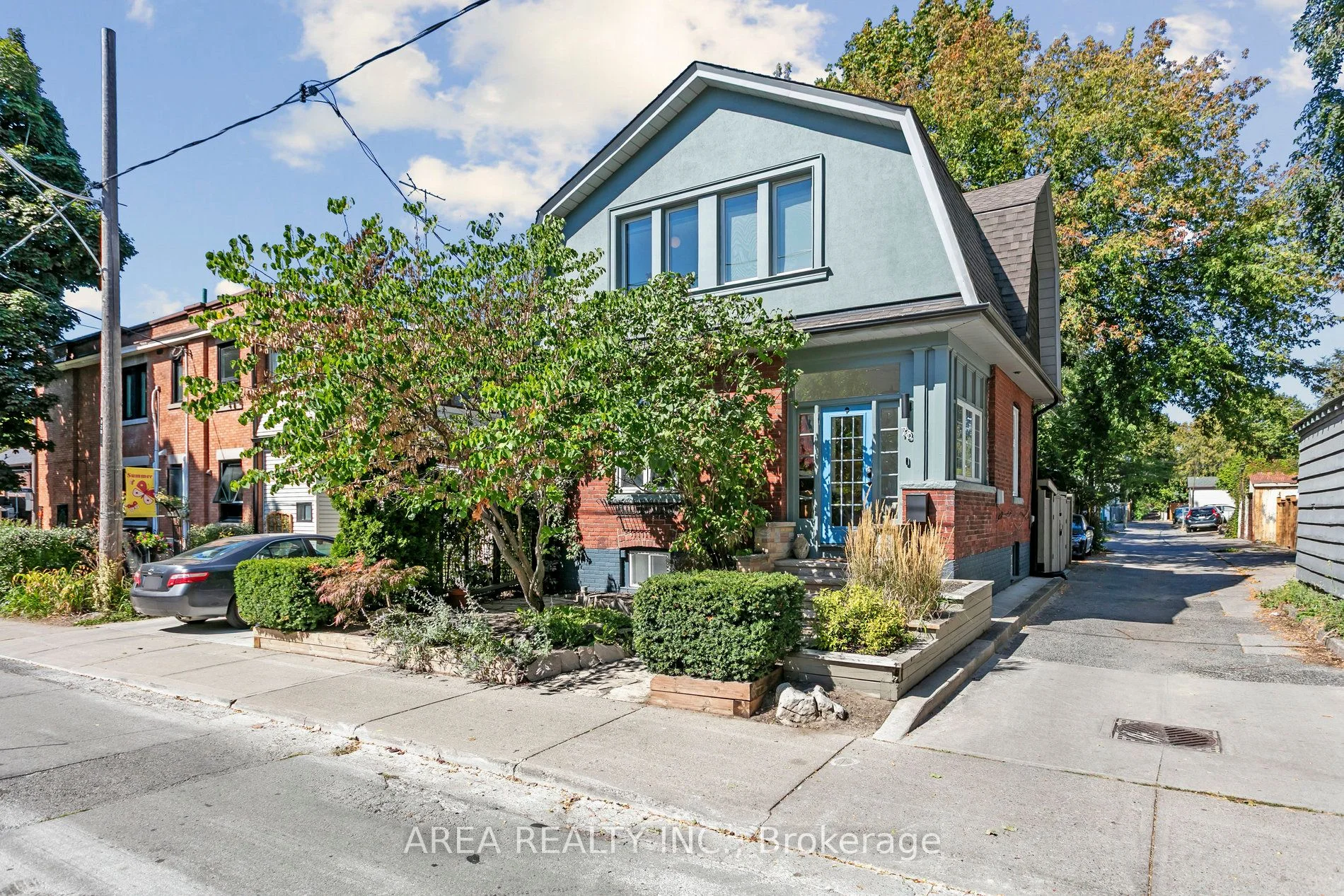 78 Chelsea Avenue, Toronto W02, ON M6P 1C2