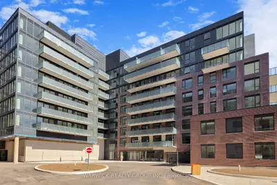 Condo Apartment in Toronto