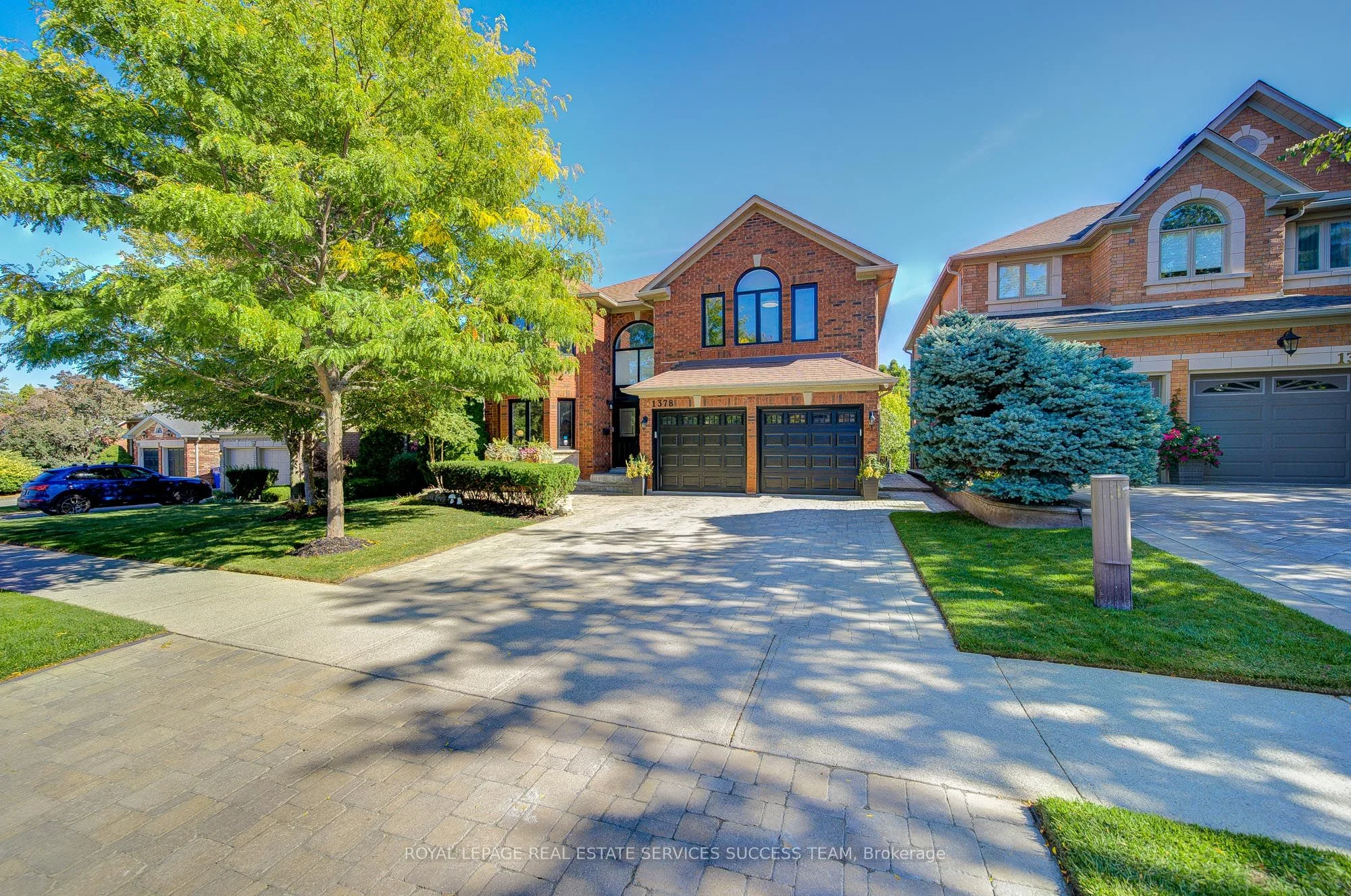 1378 Bayshire Drive, Oakville, ON L6H 6C7