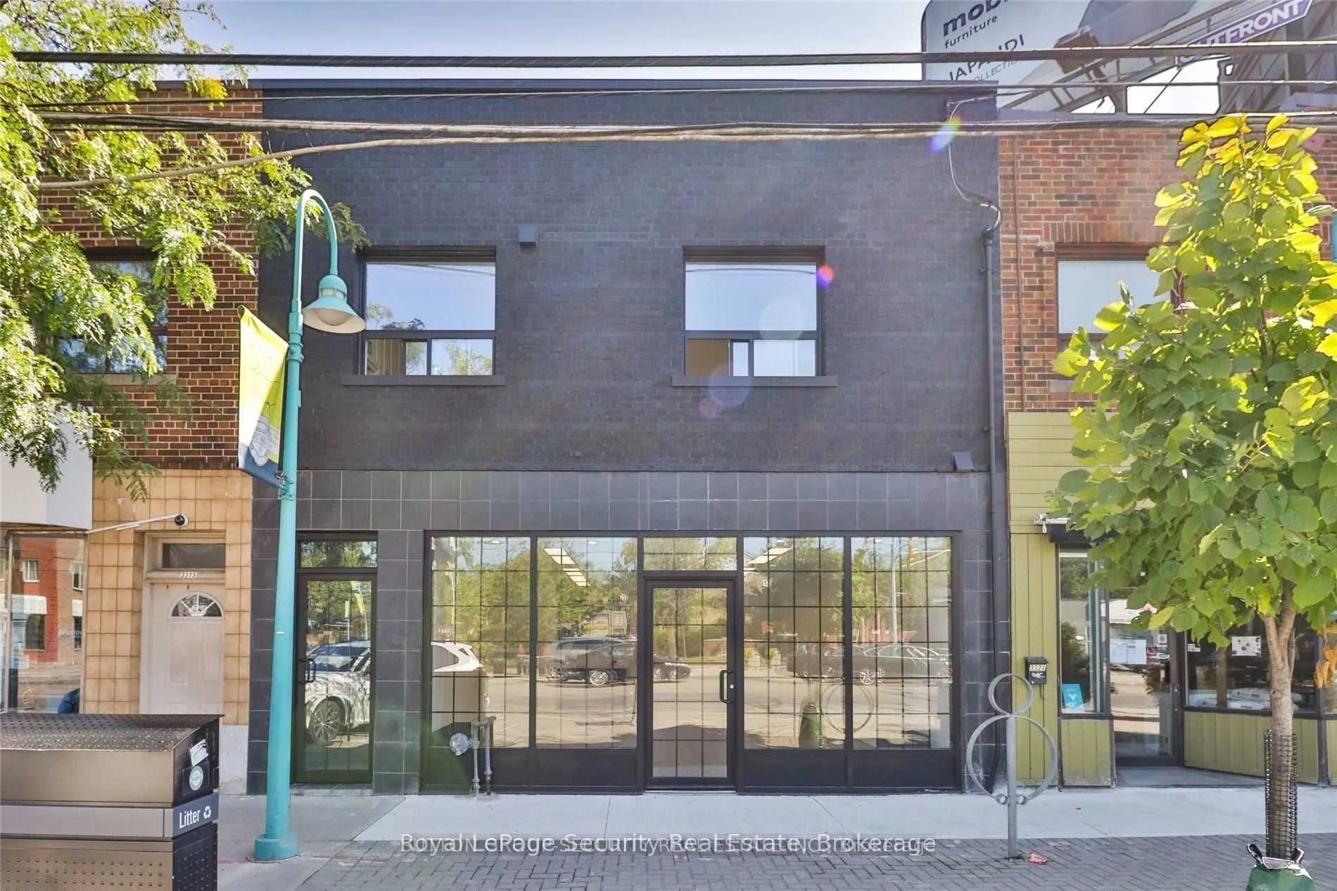 3317 Lake Shore Boulevard W 2, Toronto W06, ON M8W 1M8