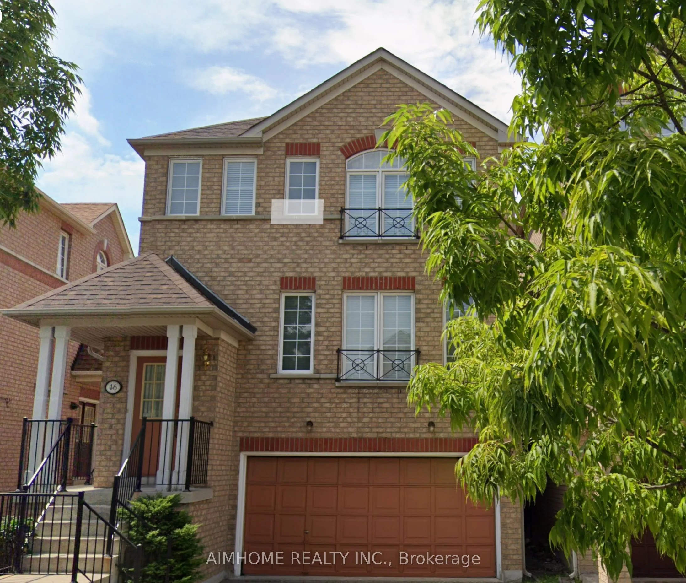 46 Via Torre Drive, Toronto W04, ON M6M 5J8