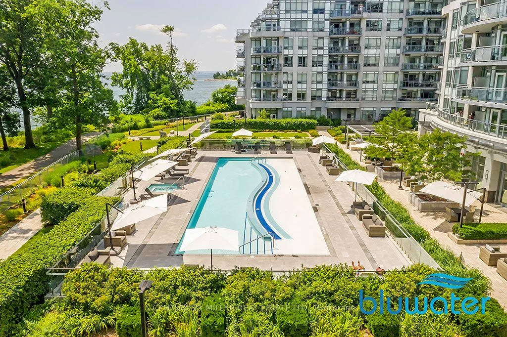 3500 Lakeshore Road W 511, Oakville, ON L6L 0B4